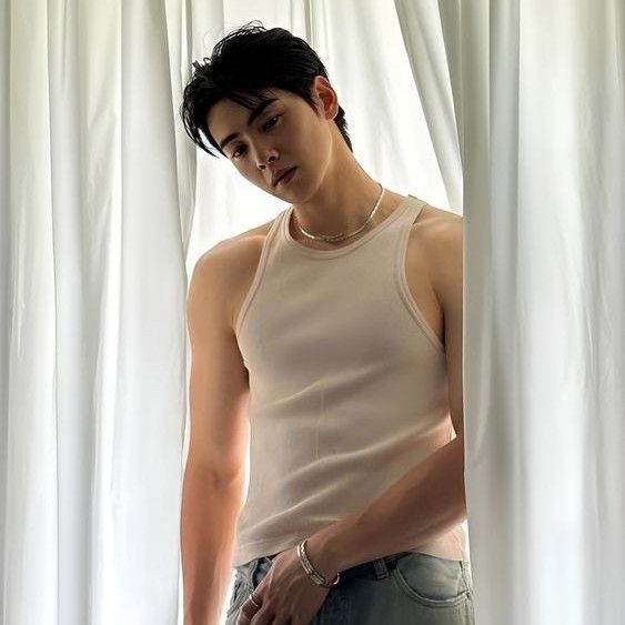 ASTROの舞台裏ショット