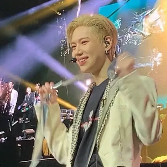 Latest photo of Taemin (SHINee)