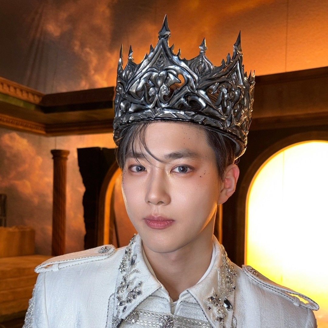 Recent activity shot of Suho (EXO)