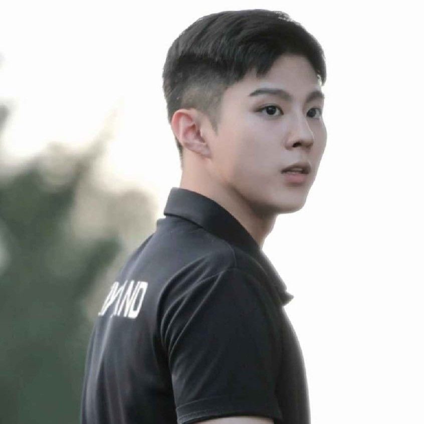 Latest photo of Kim Wooseok