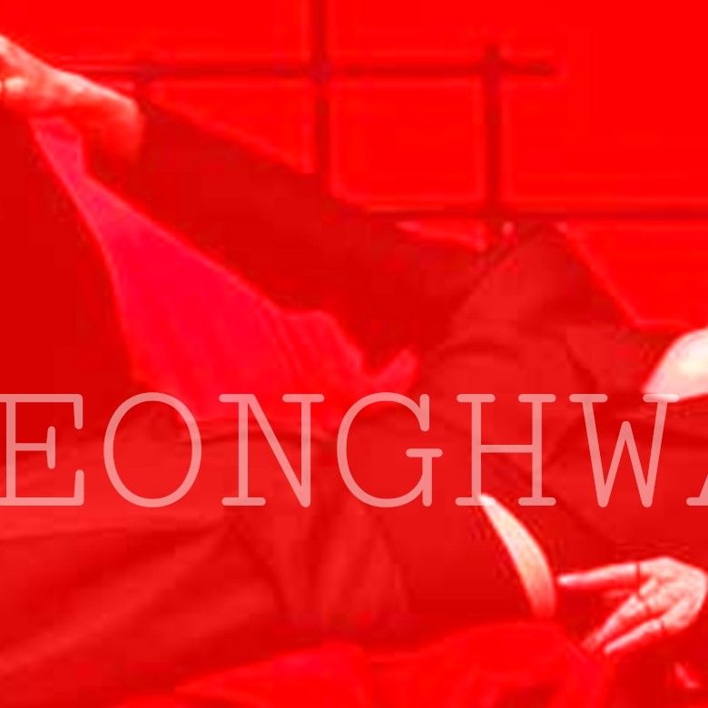 パク・ソンファ (ATEEZ)の舞台裏ショット