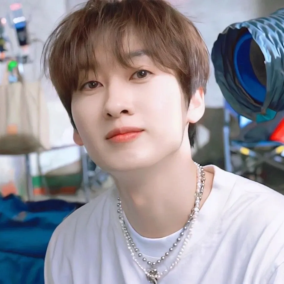 A moment captured by Eunhyuk (Super Junior)'s fan