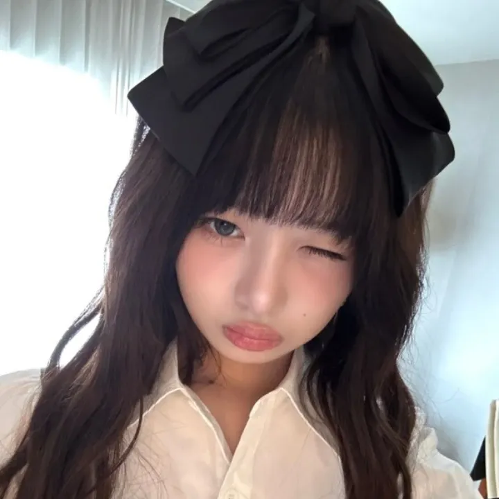 레이 (IVE)의 비하인드 컷