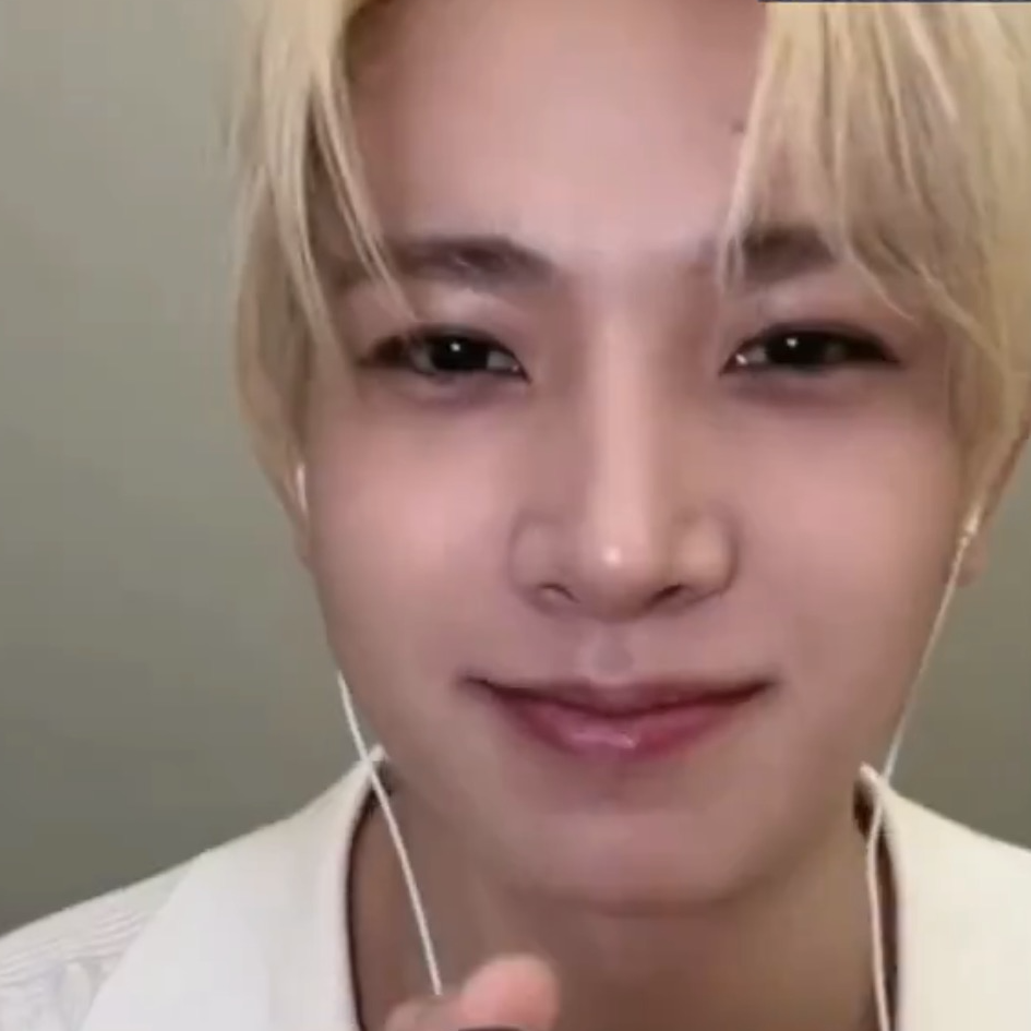 Evan的最新活动照片