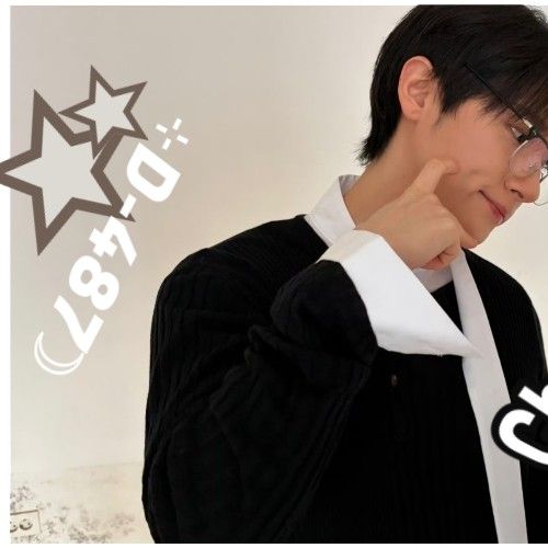 Foto aktivitas terbaru I.M (MONSTA X)