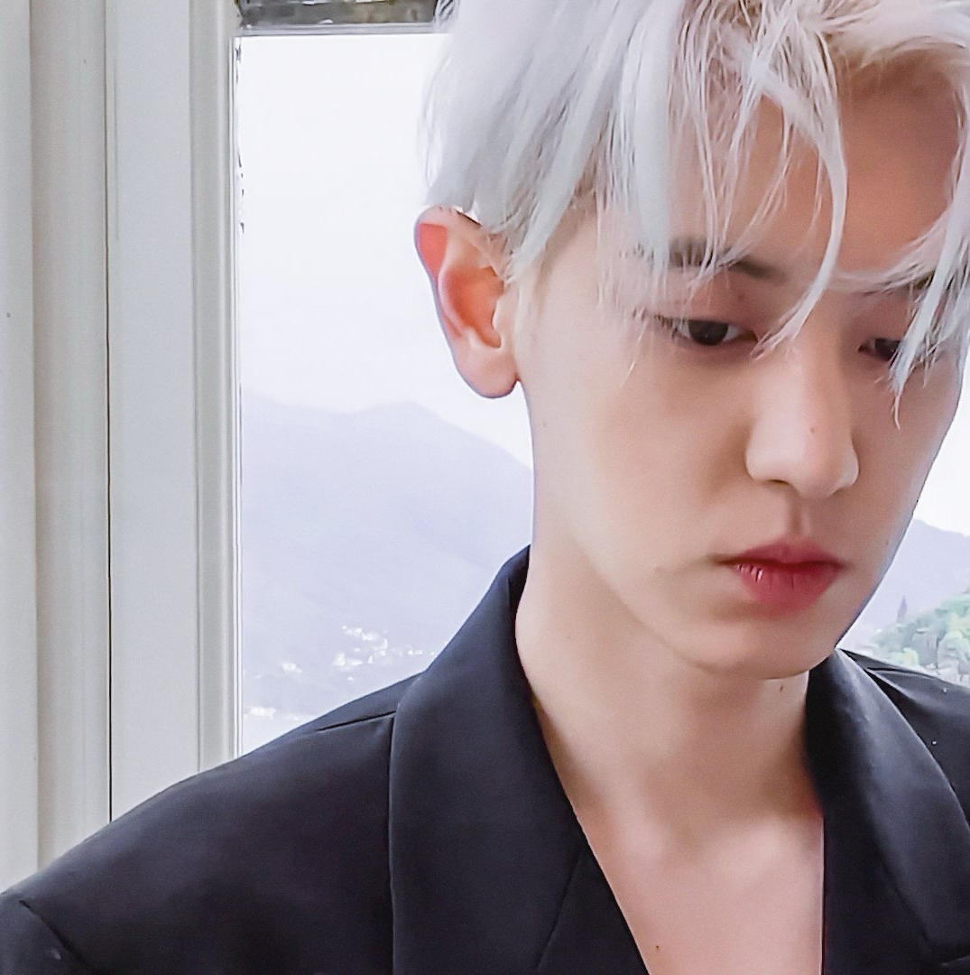 Behind-the-scenes cut of Chanyeol (EXO)