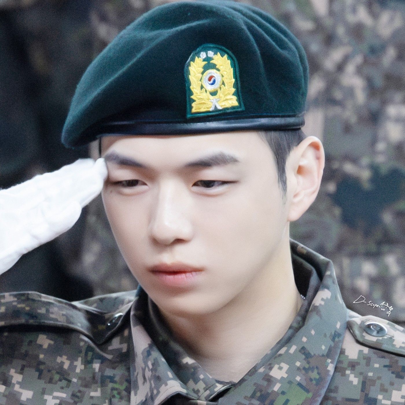 강다니엘 최근 활동샷