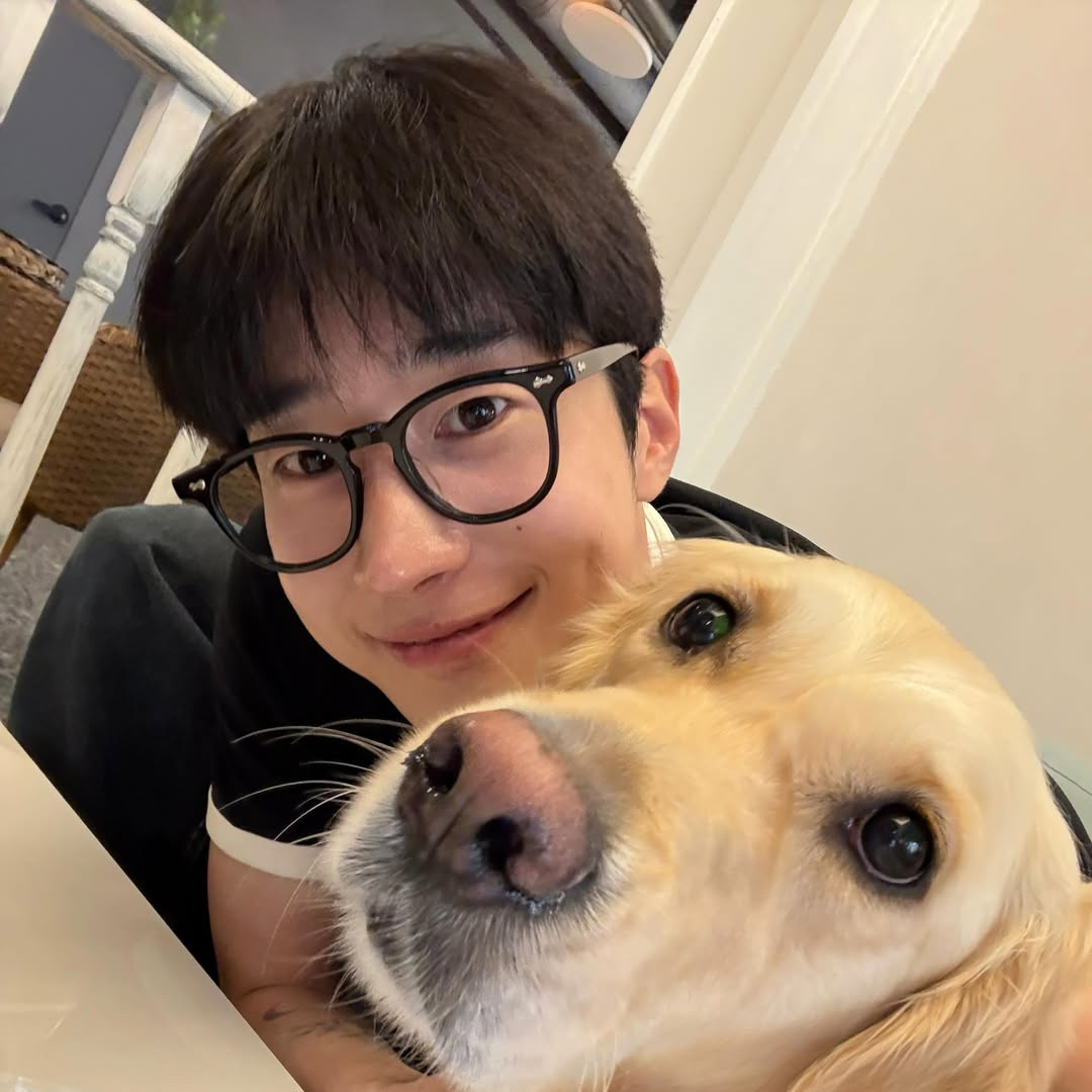 Recent activity shot of Han Seungwoo
