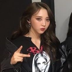 Behind-the-scenes cut of MAMAMOO