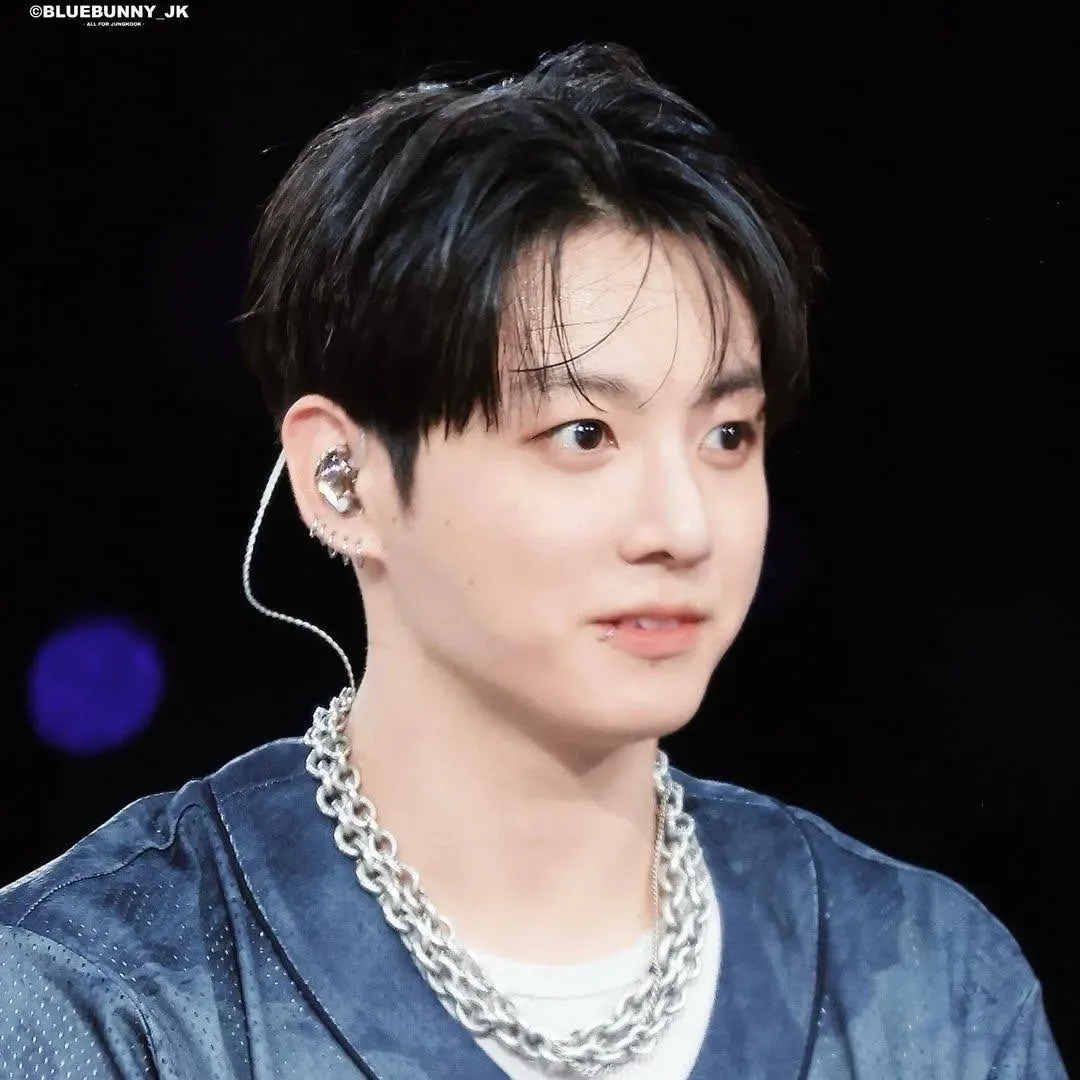정국 (방탄소년단)의 최신 사진