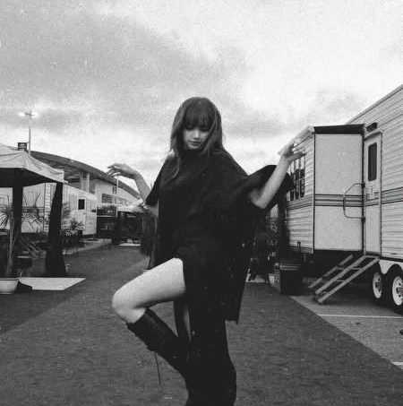 Latest photo of Lisa (BLACKPINK)