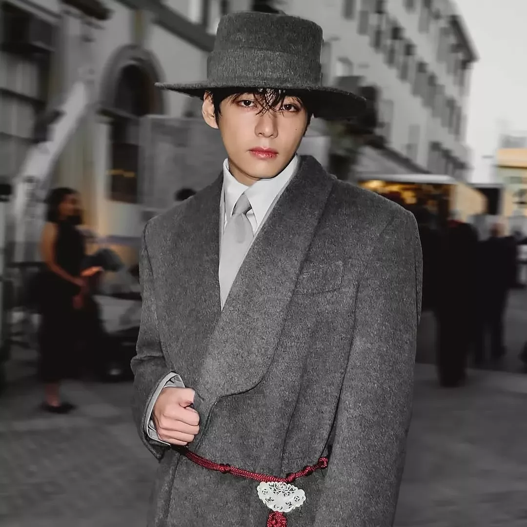 Latest photo of V (BTS)