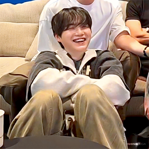 SUGA (BTS)の最新写真