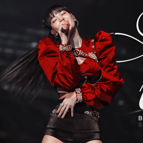 Foto terbaru Lisa (BLACKPINK)