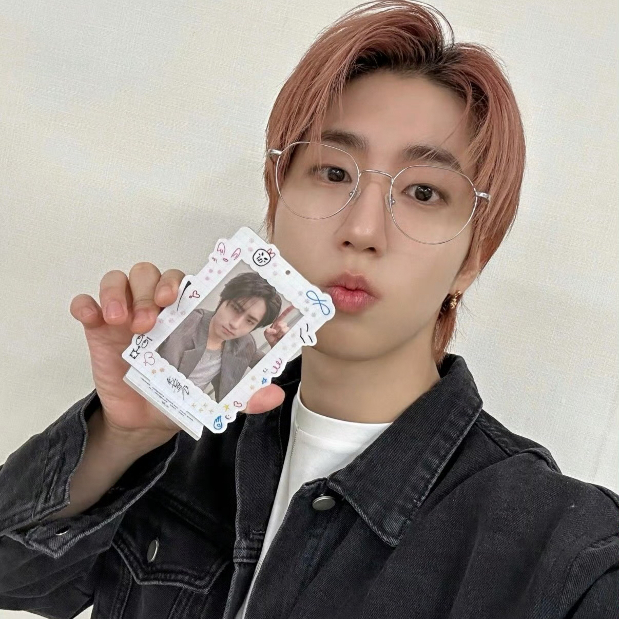 Latest photo of HAN (Stray Kids)