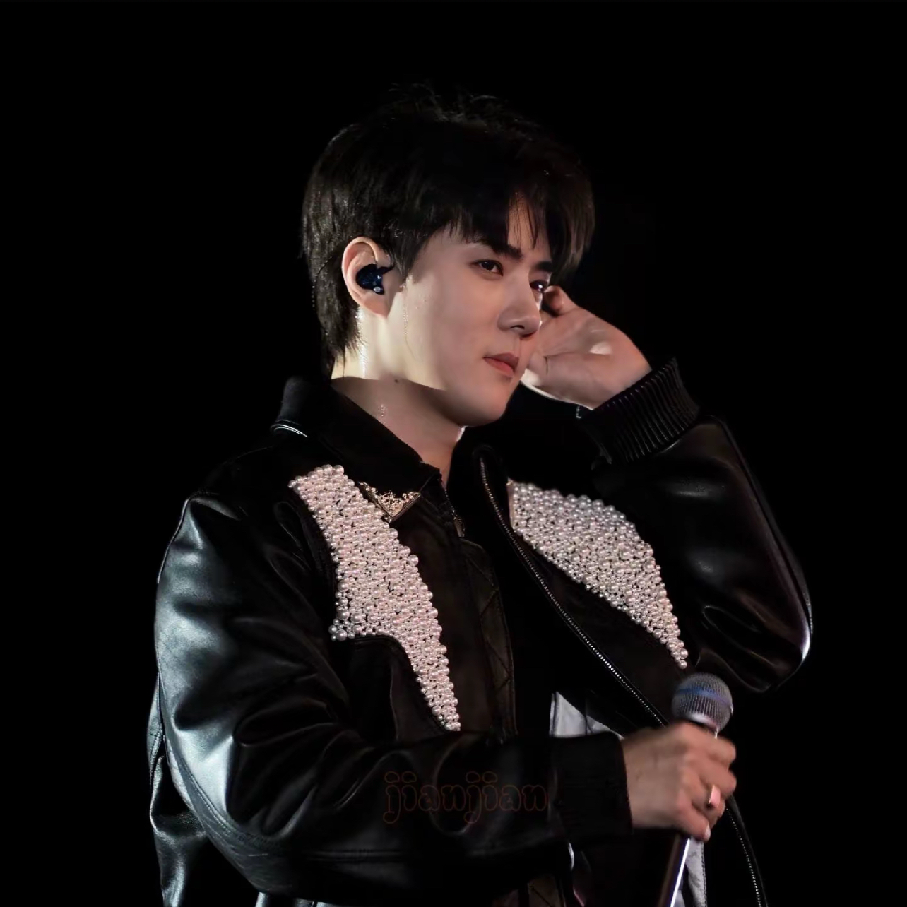 세훈 (EXO) 최근 활동샷