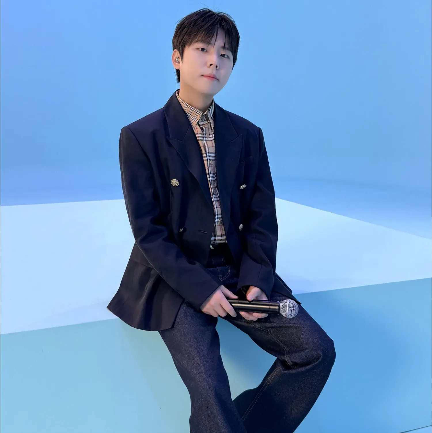 A moment captured by Jung Seunghwan's fan