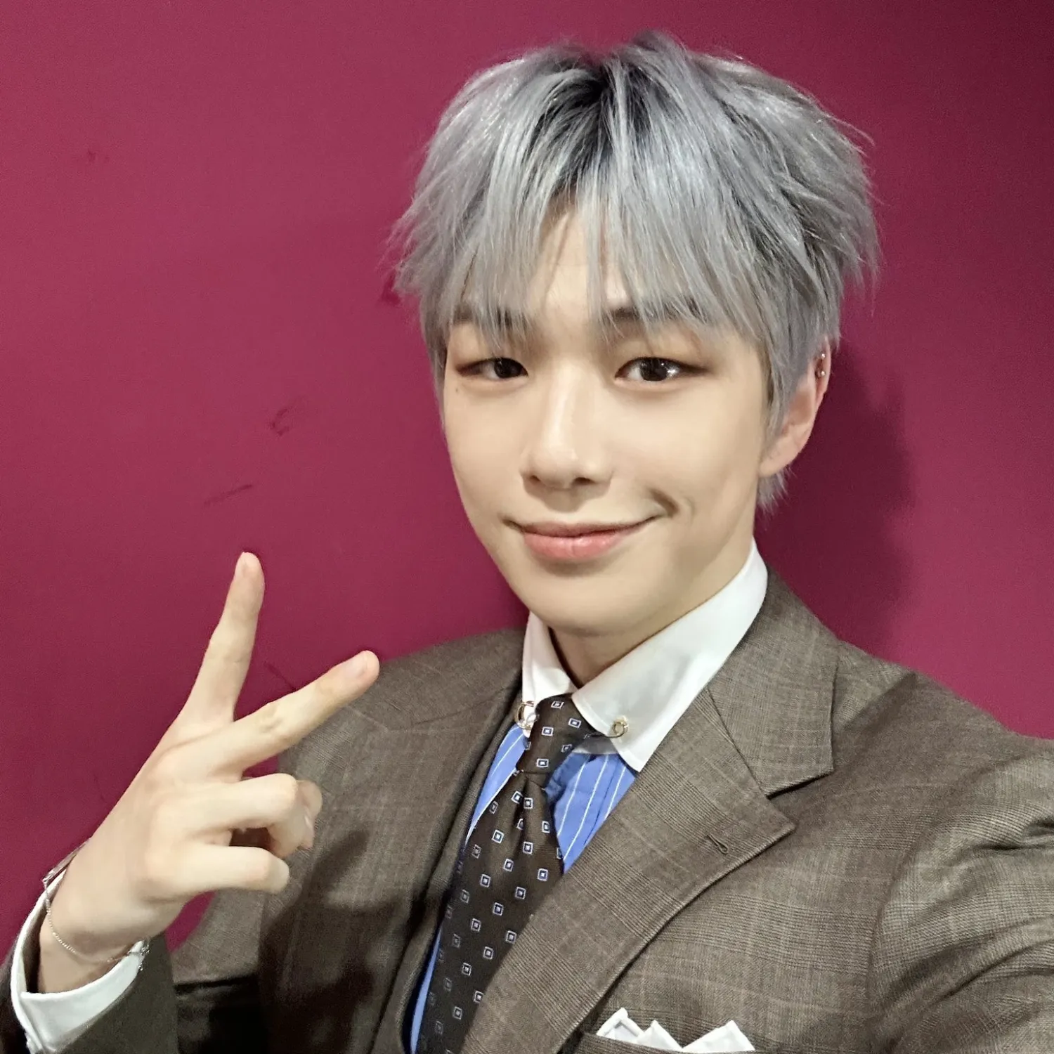 강다니엘 최근 활동샷