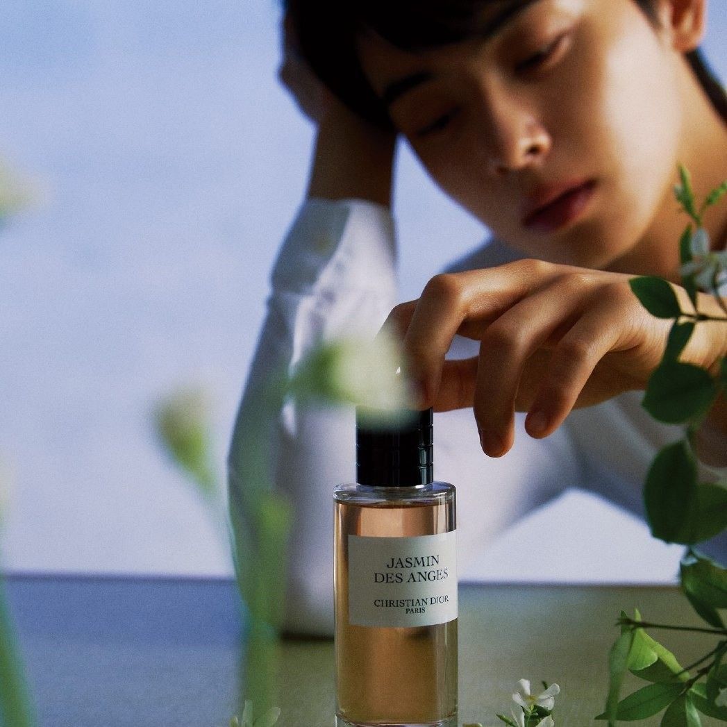 Recent activity shot of Eunwoo (ASTRO)