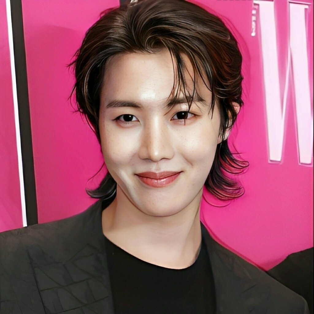 Latest photo of j-hope (BTS)