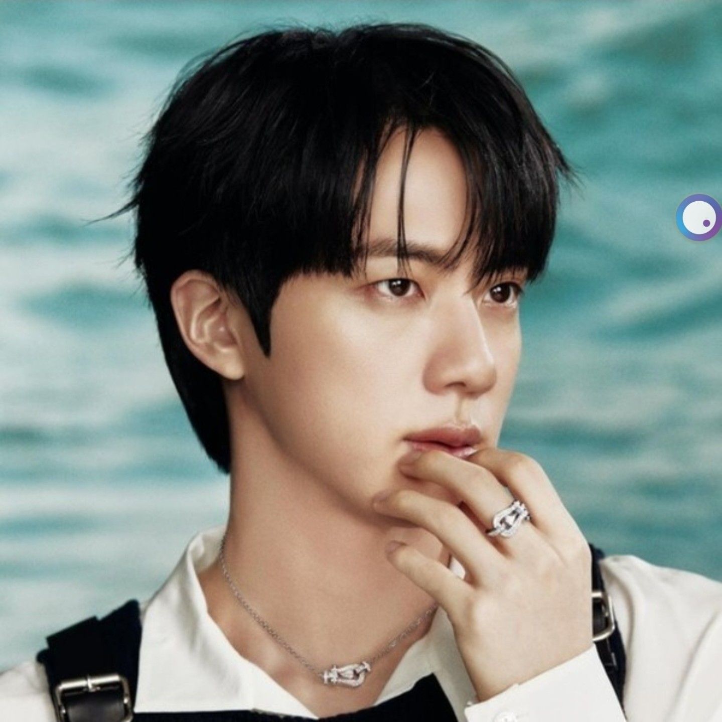 Foto terbaru Jin (BTS)