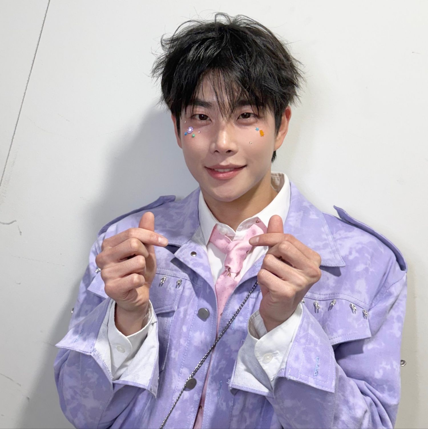 Latest photo of MJ (ASTRO)