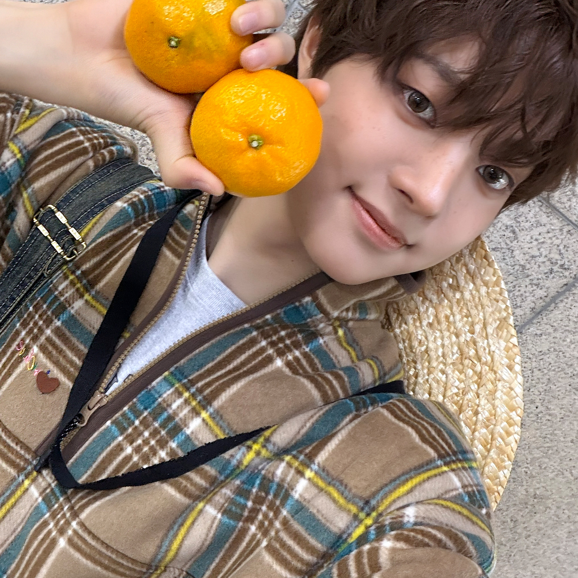 Recent activity shot of EJ (&TEAM)