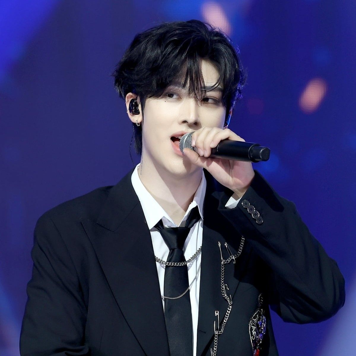 Recent activity shot of Ricky (ZEROBASEONE)