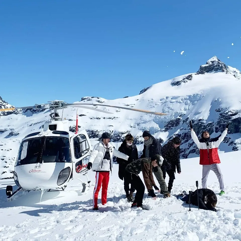 Foto aktivitas terbaru BTS