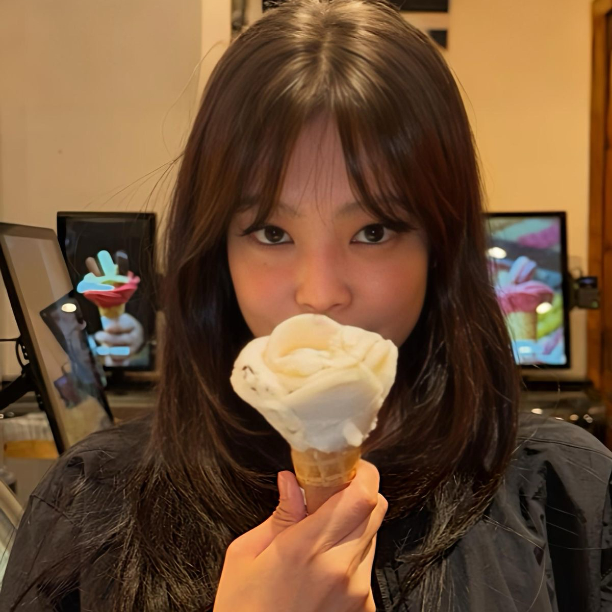 Jennie (BLACKPINK)的最新照片