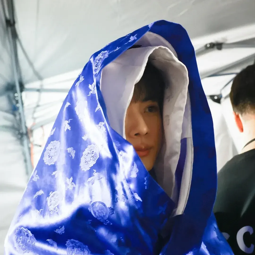 진 (방탄소년단) 최근 활동샷