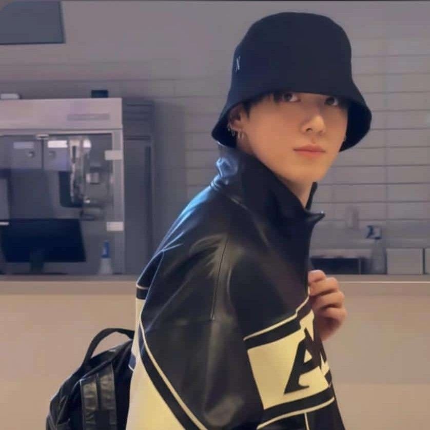 Momen yang diabadikan oleh penggemar BTS