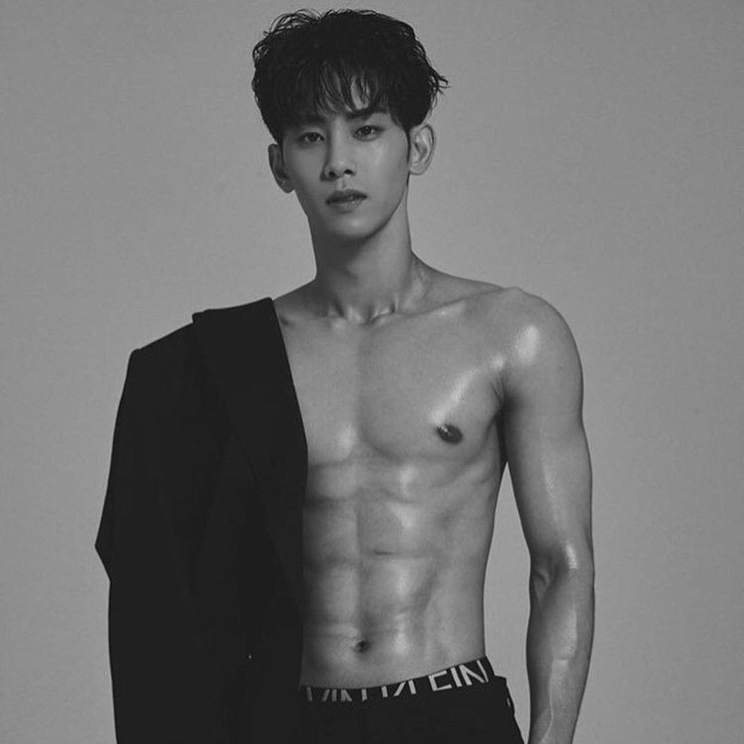 Recent activity shot of Ko Hojung (HOTSHOT)