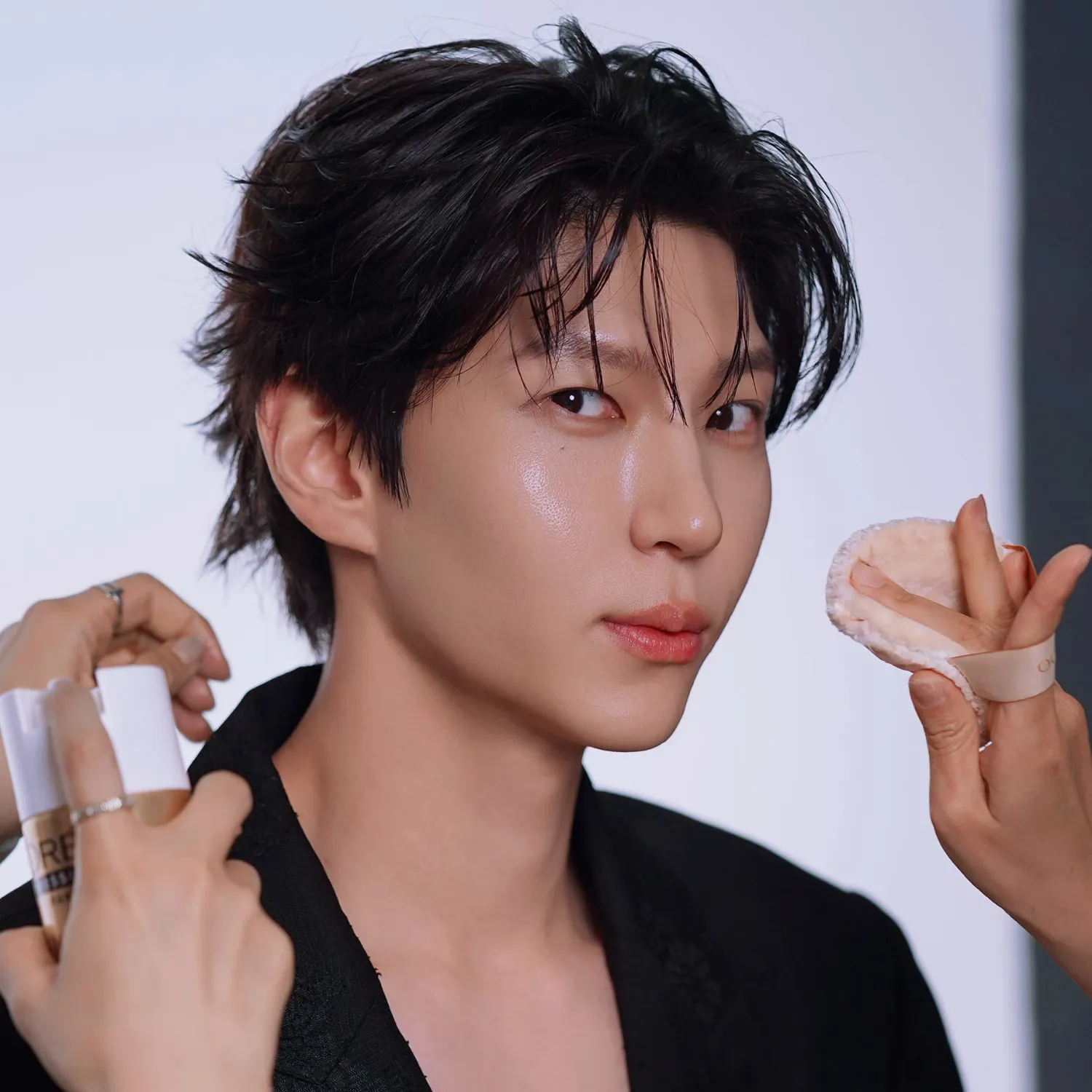 Behind-the-scenes cut of LEO (VIXX)