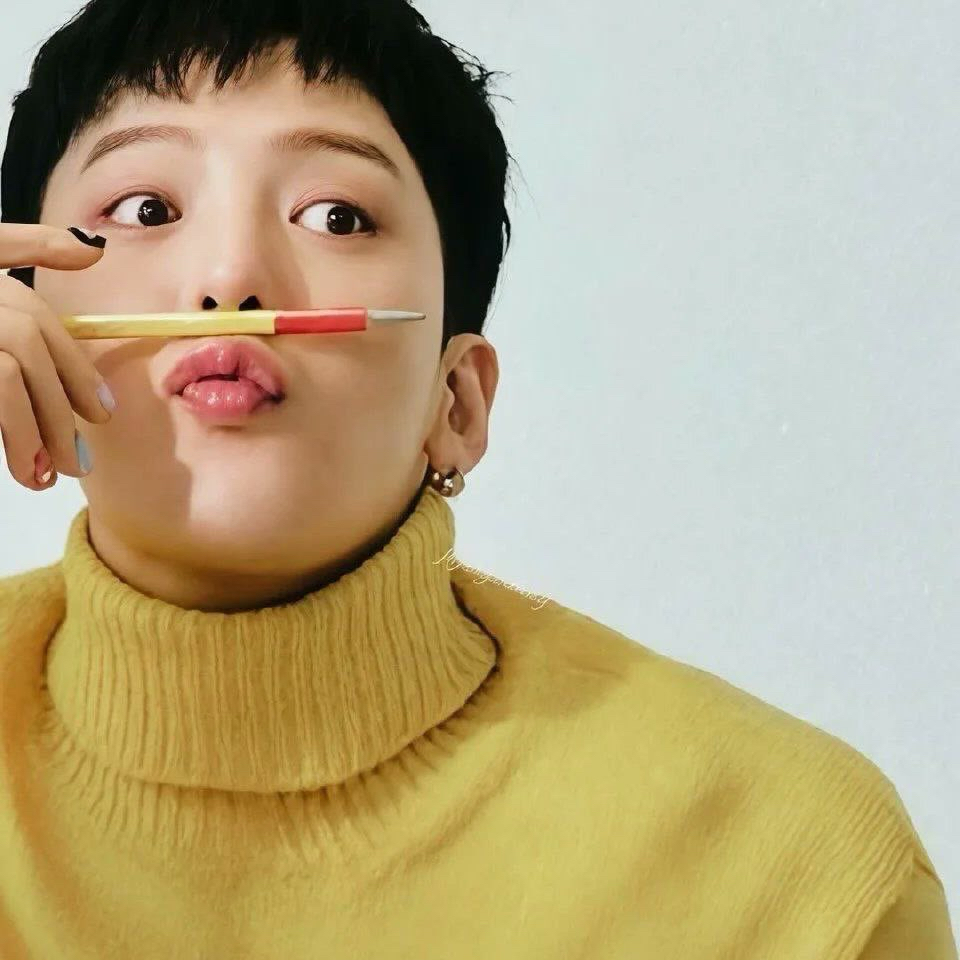 A moment captured by G-DRAGON (BIGBANG)'s fan