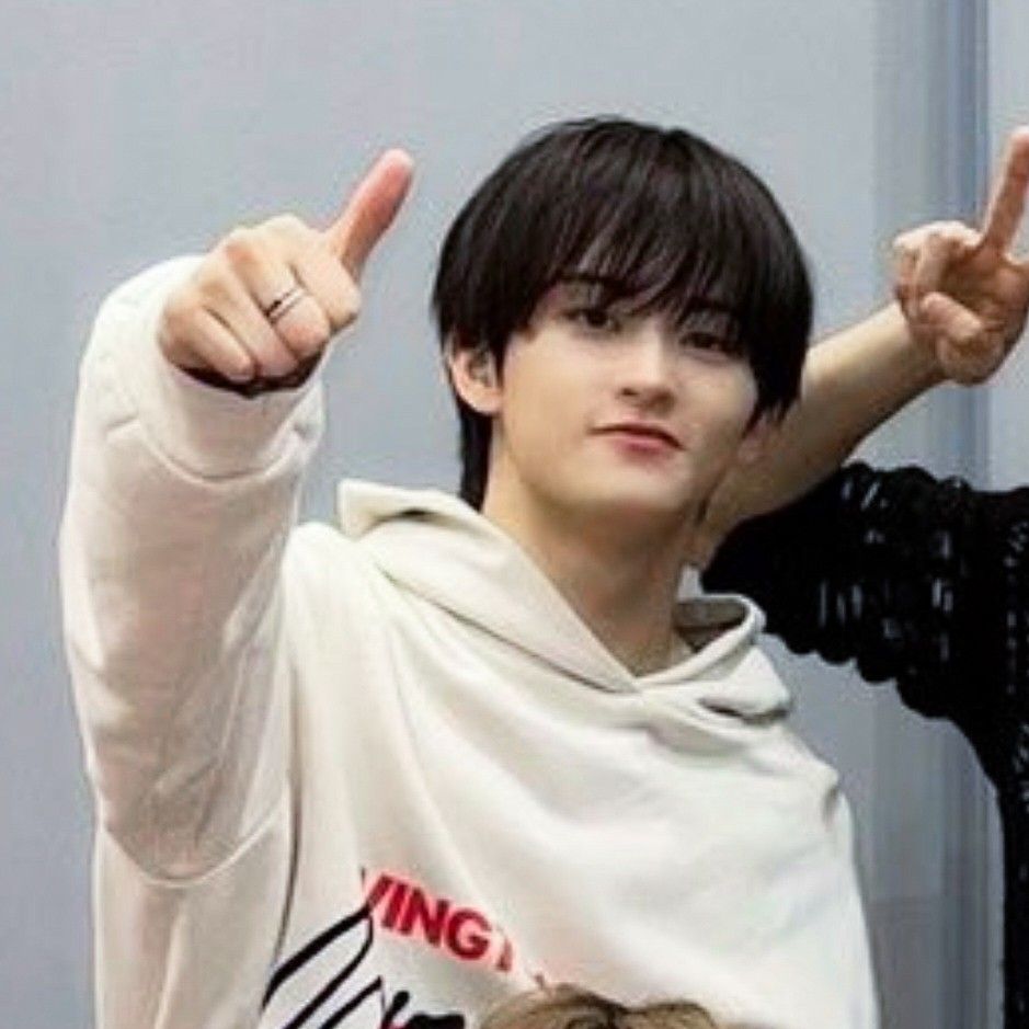 Mark (NCT 127, NCT DREAM)粉丝拍下的瞬间