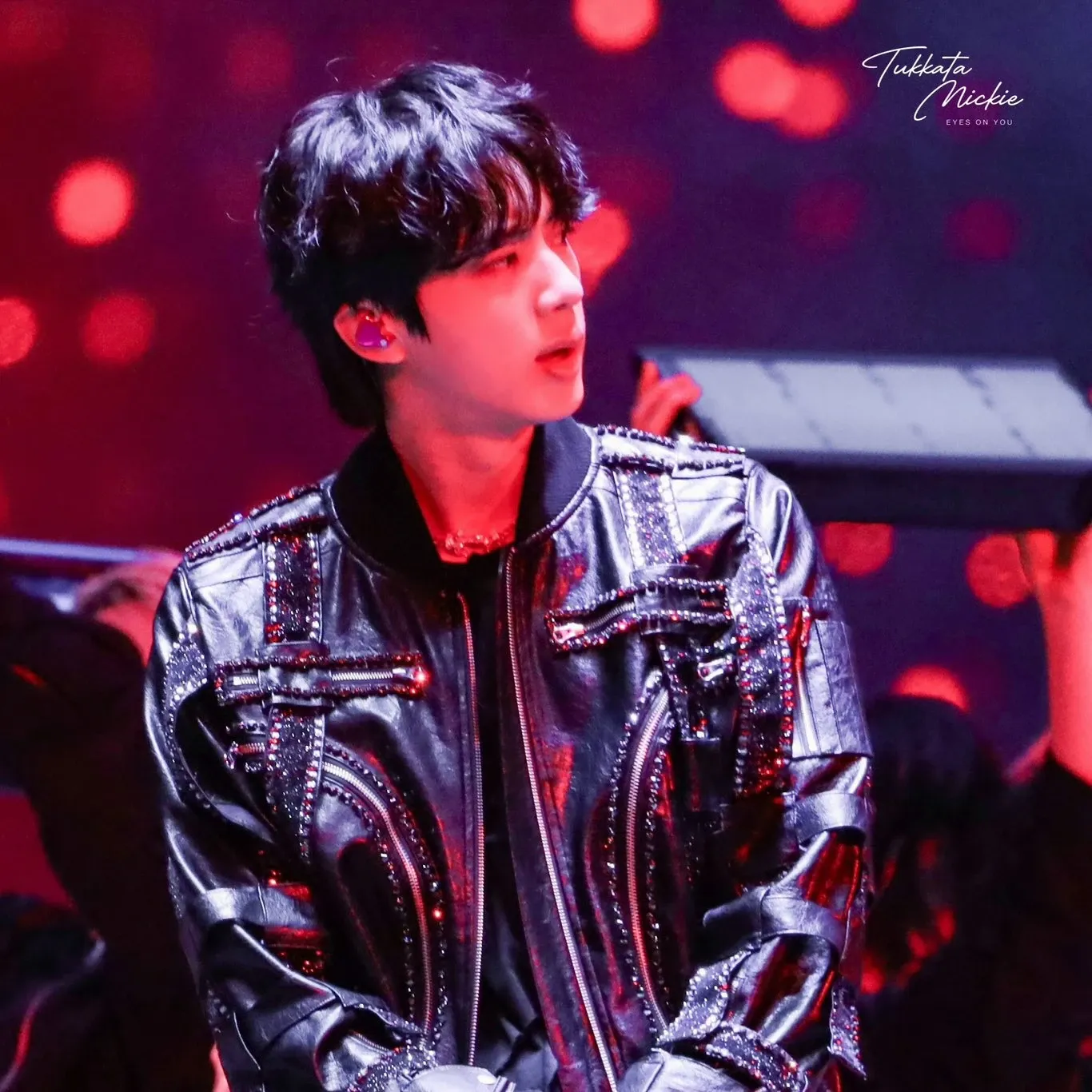 진 (방탄소년단) 최근 활동샷