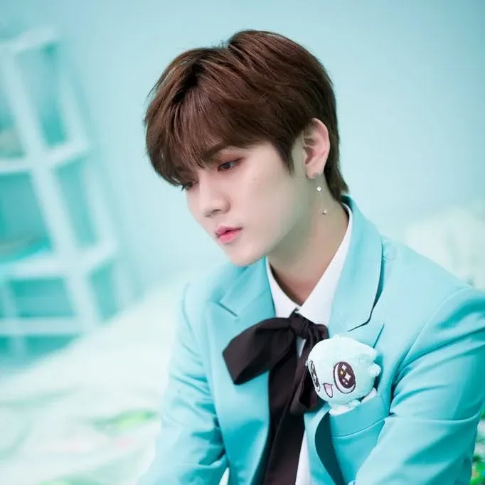 A moment captured by REN's fan