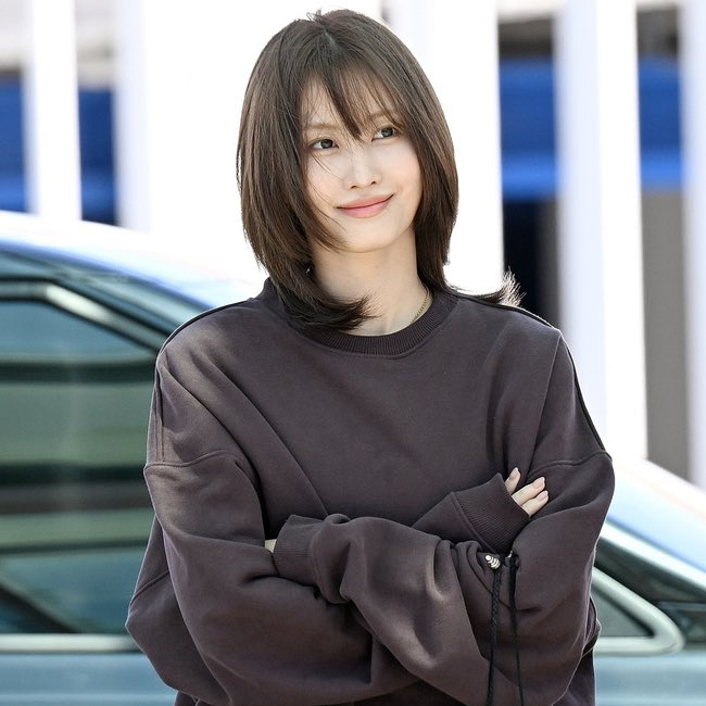 모모 (TWICE)의 비하인드 컷