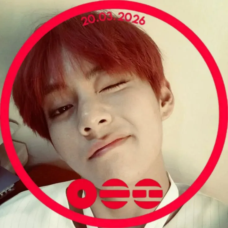 Behind-the-scenes cut of V (BTS)