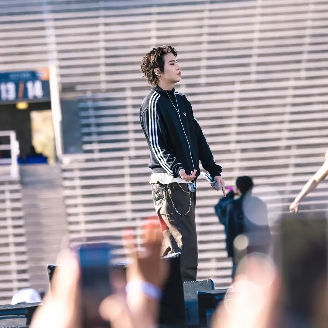Behind-the-scenes cut of SUGA (BTS)