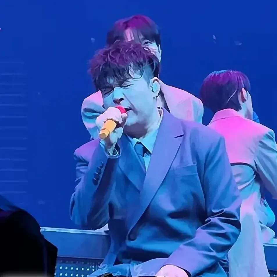 Behind-the-scenes cut of Shindong (Super Junior)