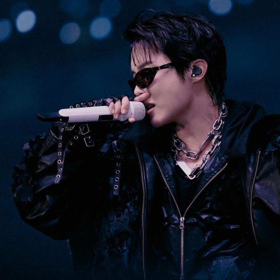 Behind-the-scenes cut of j-hope (BTS)