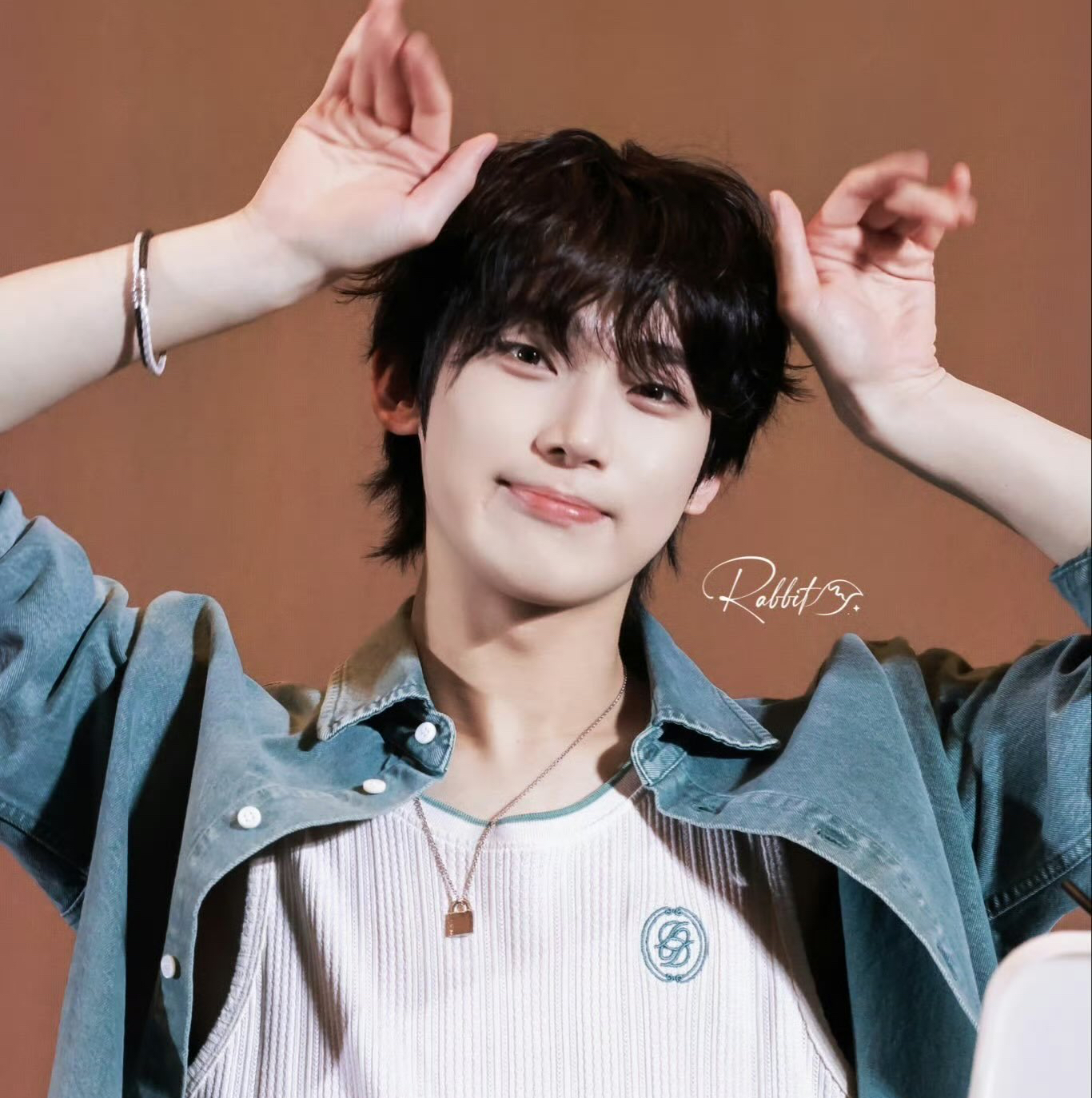 Recent activity shot of Sunoo (ENHYPEN)