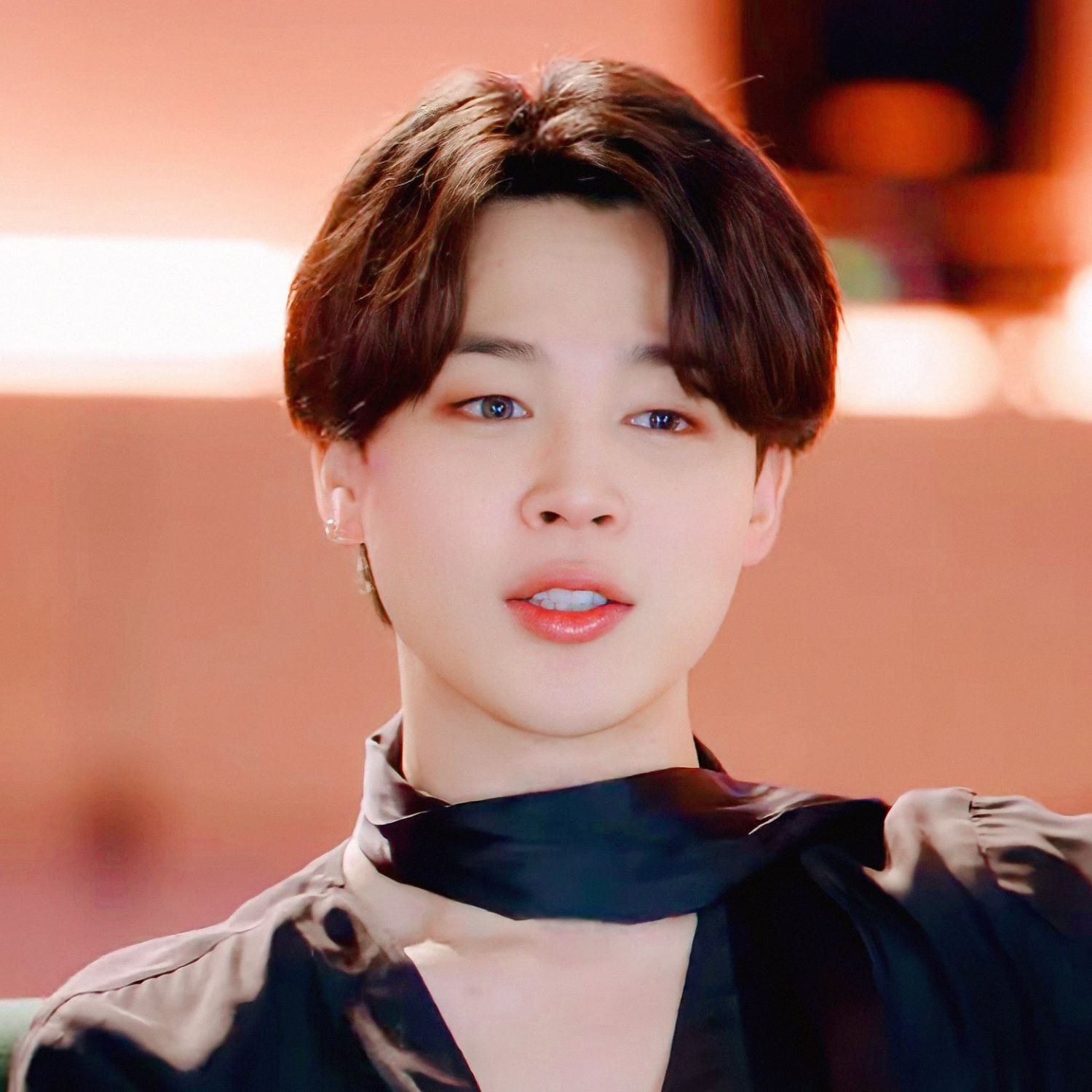 Foto aktivitas terbaru Jimin (BTS)