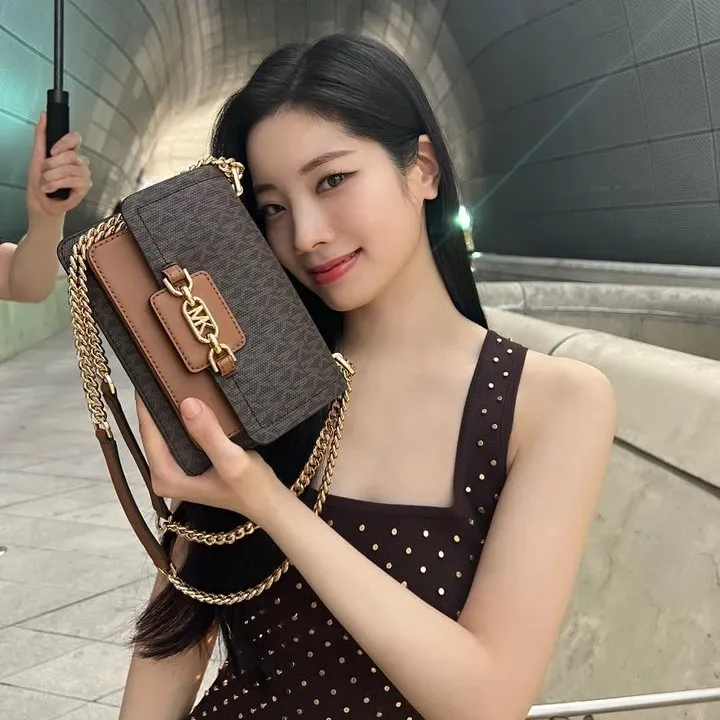 多贤 (TWICE)粉丝拍下的瞬间