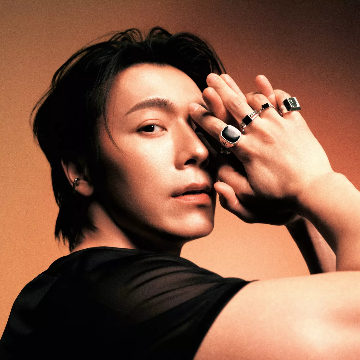 Latest photo of Donghae (Super Junior)