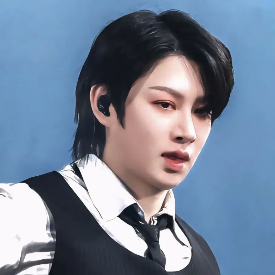 Behind-the-scenes cut of Heechul (Super Junior)