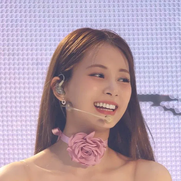 Momen yang diabadikan oleh penggemar Tzuyu (TWICE)