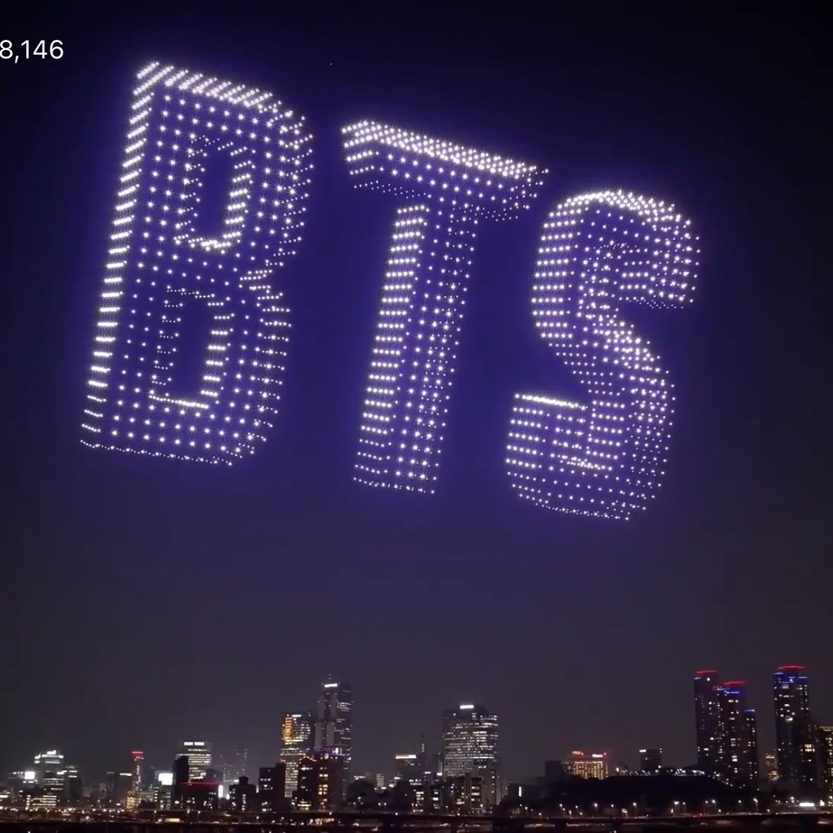 Behind-the-scenes cut of V (BTS)